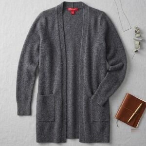 Cardigan Gray Medium Cashmere Sweater Capsule Quiet Luxury Parisian minimalist